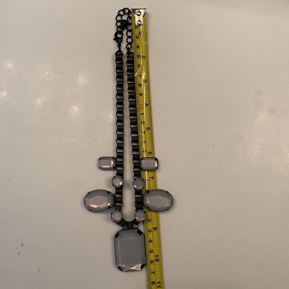 Dramatic Statement Necklace!!! - Picture 6 of 6